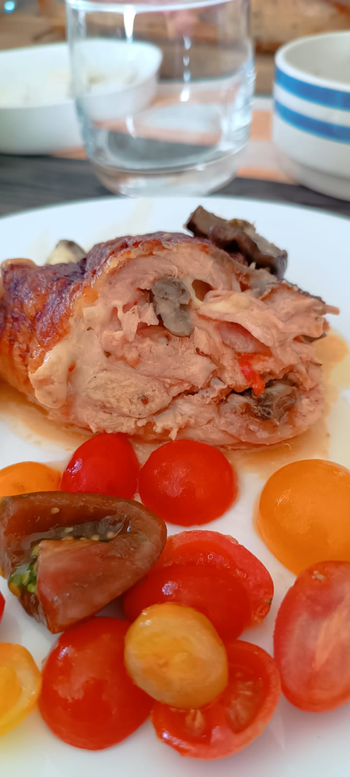 Pollo Deshuesado Relleno Mendocino