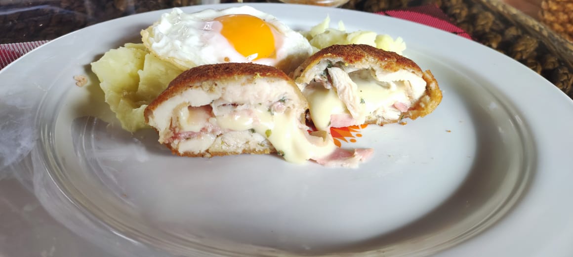 Milanesas de Pollo Rellenas 4 Quesos